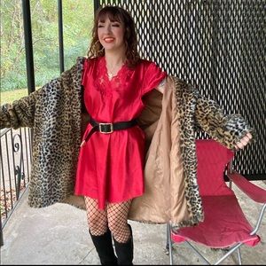 Red satin slip  🚒